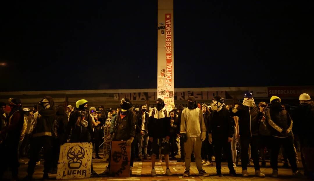 Jóvenes primera línea / Colprensa