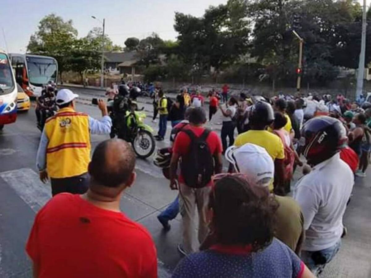 Vigilantes y aseadoras protestaron por falta de contratación en Cartagena