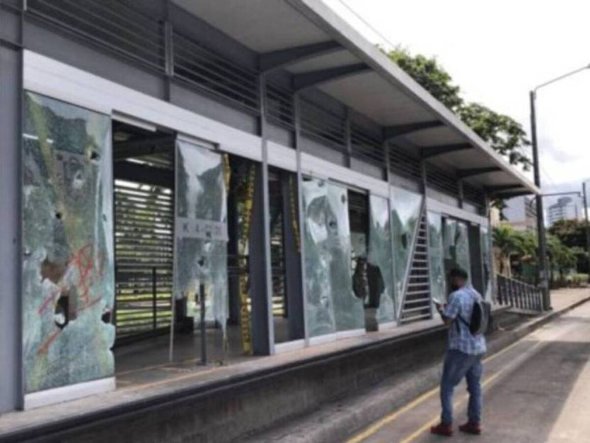 Megabús ya recibió los primeros desembolsos de las empresas aseguradoras