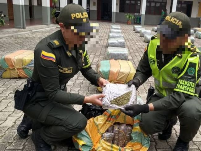 Policía incauta dos toneladas de marihuana en Caldas, Antioquia