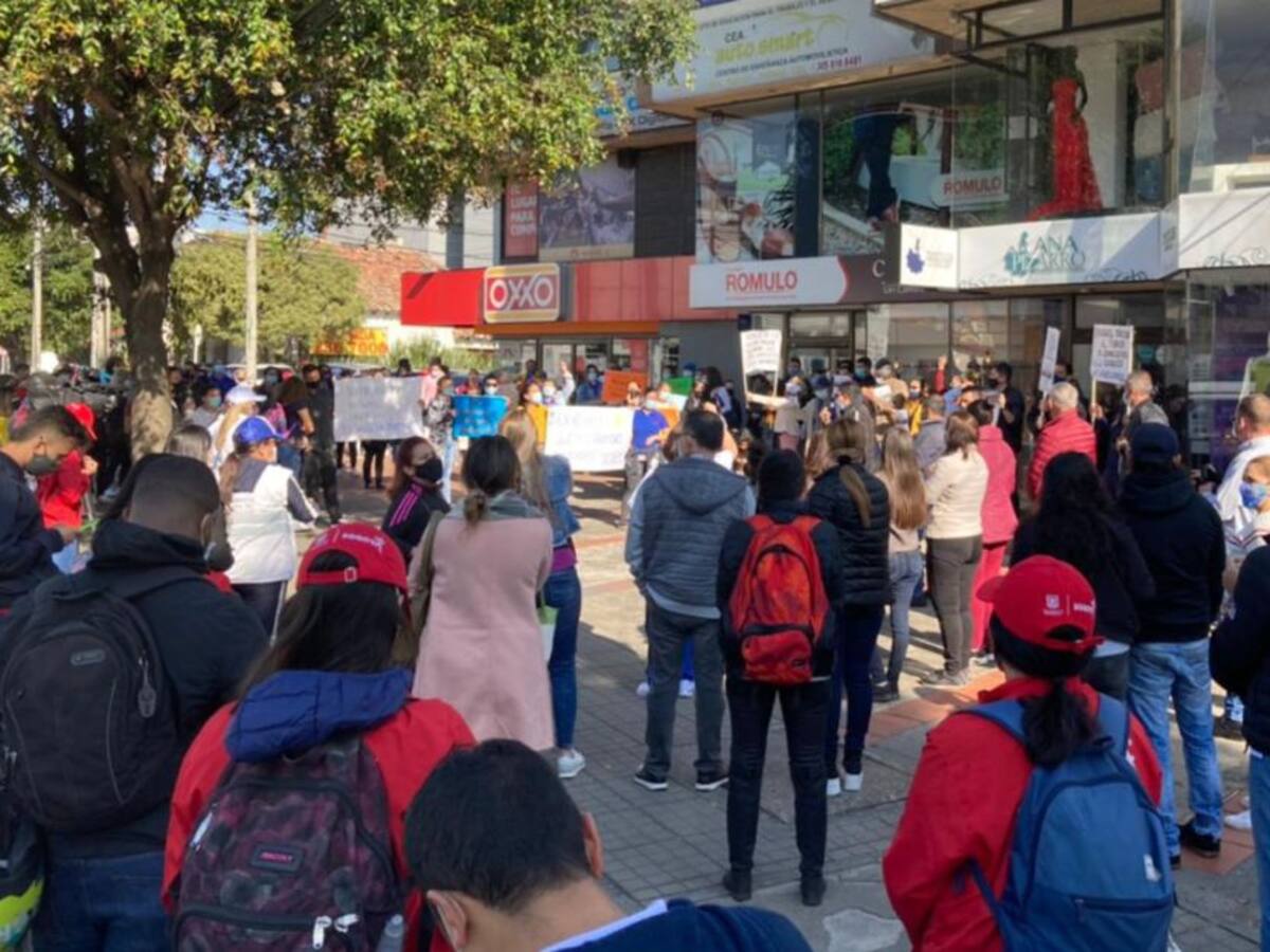 Bogotá: Nueva jornada de protestas por cuarentena en algunas zonas