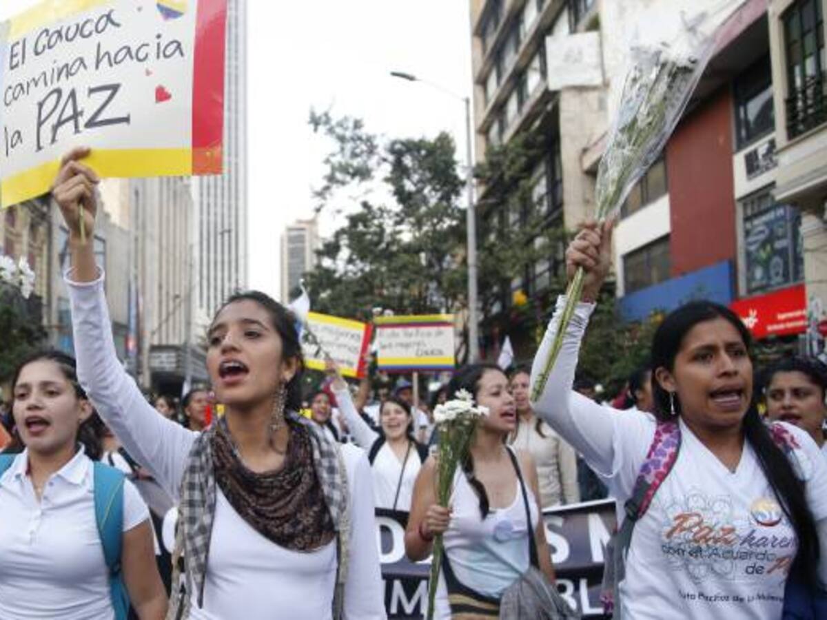 Unión Europea espera que nuevo acuerdo de paz amplíe consenso social
