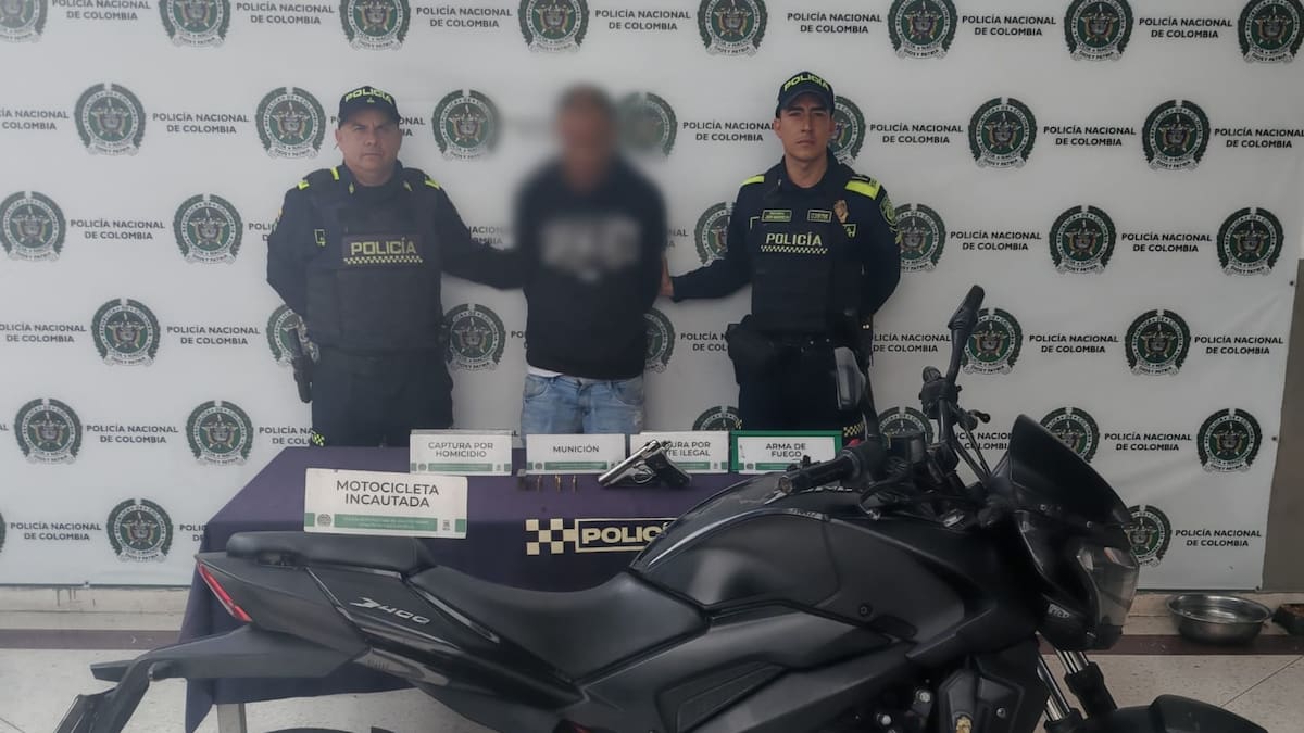 En el Poblado asesinaron a un albanés y una mujer quedó herida por una bala perdida