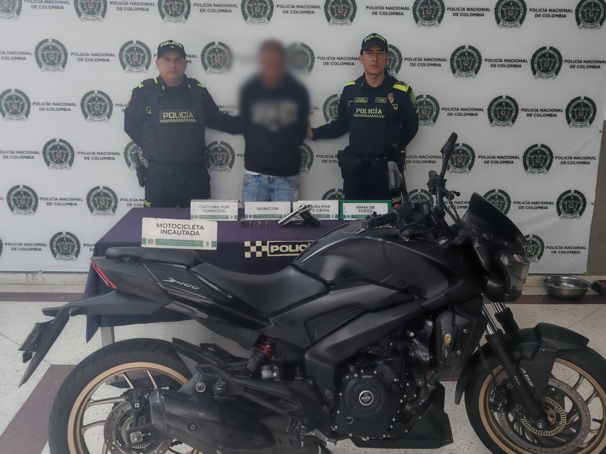 En el Poblado asesinaron a un albanés y una mujer quedó herida por una bala perdida