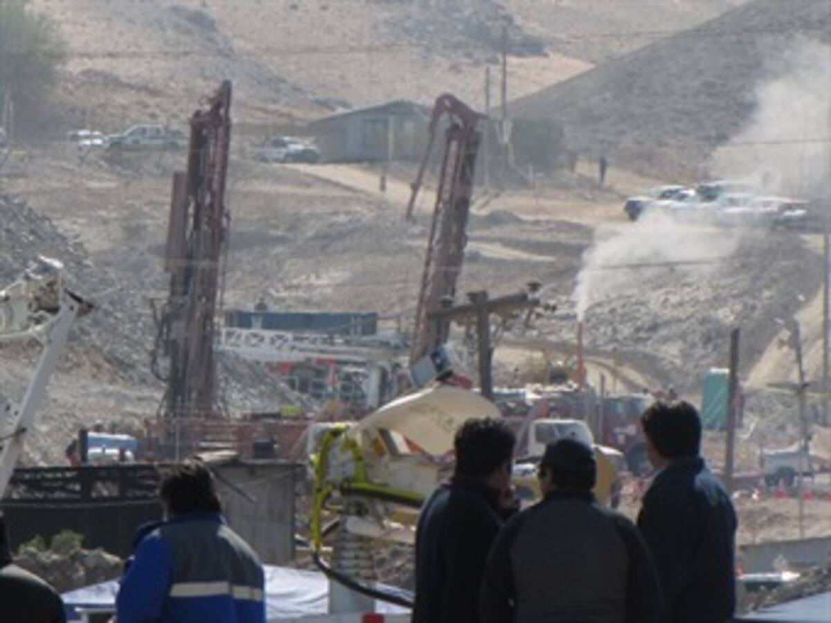 Desde 2007 la mina de San José no tenía seguridad: Sindicato de mineros