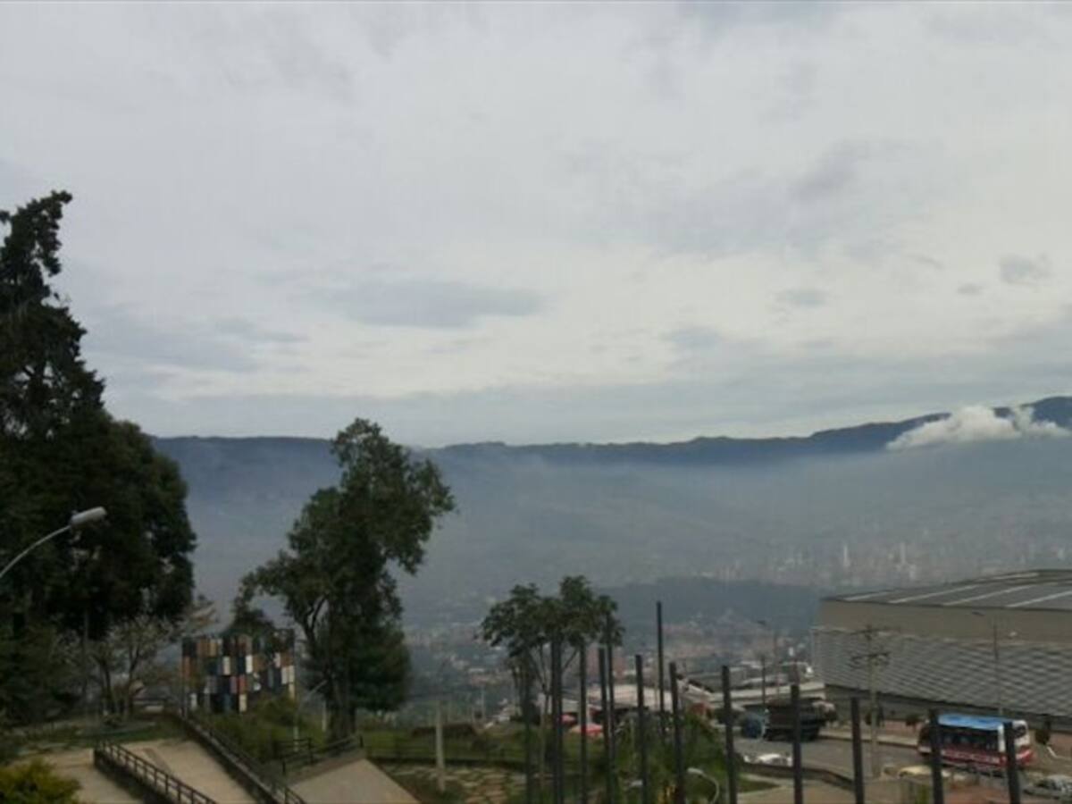 Hoy inicia el pico y placa ambiental en el Valle de Aburrá