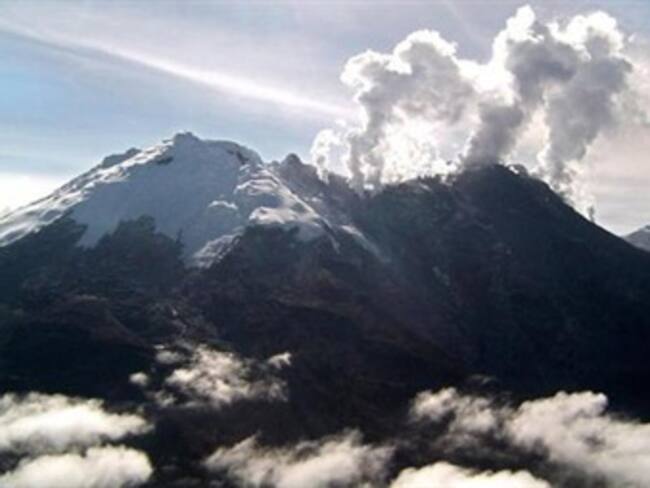 Entregan 500 millones de pesos para plan de contingencia en el Nevado del Ruiz