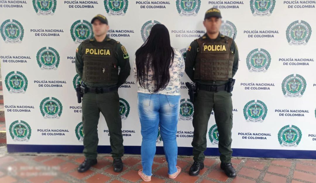 Madre vendía a su hija menor de14 años en Pereira.