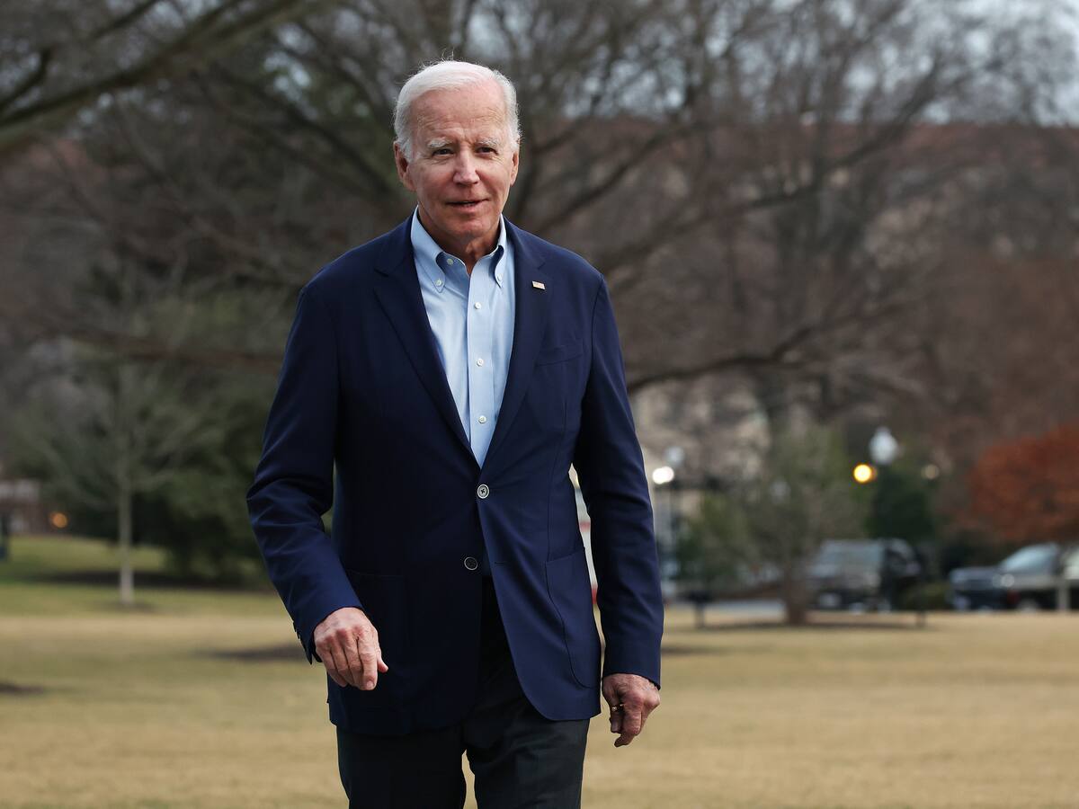 Investigan a Joe Biden por guardar documentos clasificados, ¿mismo caso de Trump?