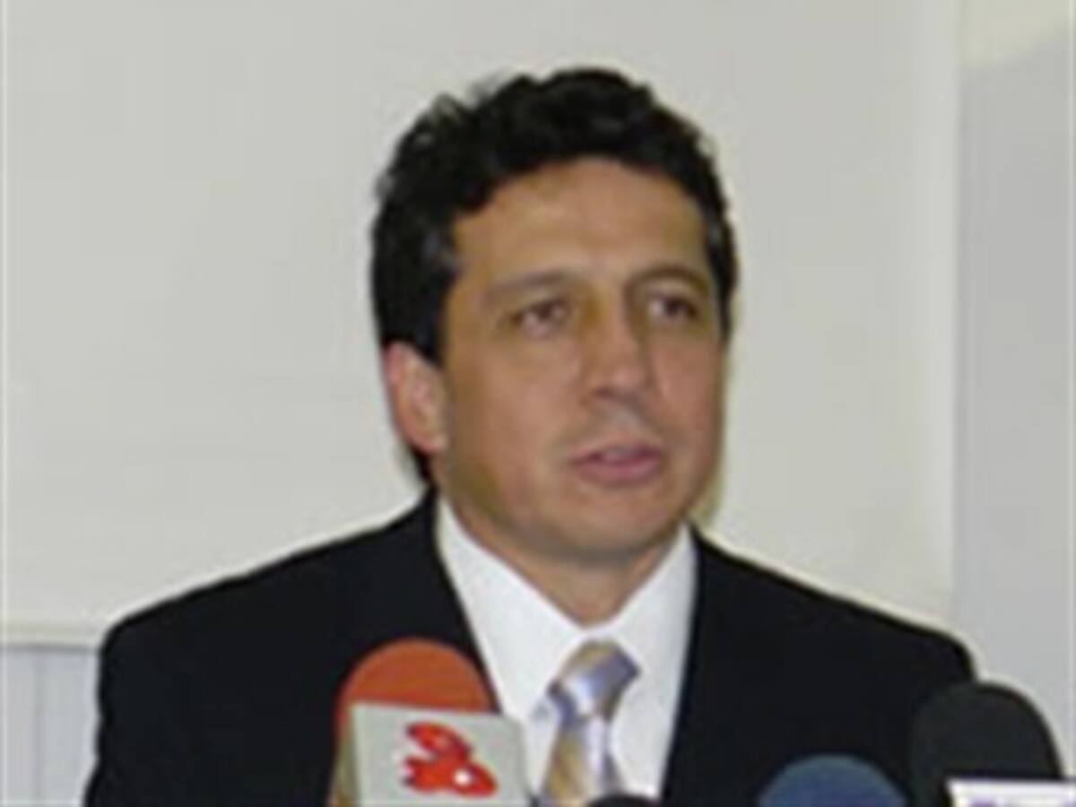 Canales Regionales escogen a Mauricio Samudio como comisionado de la CNTV