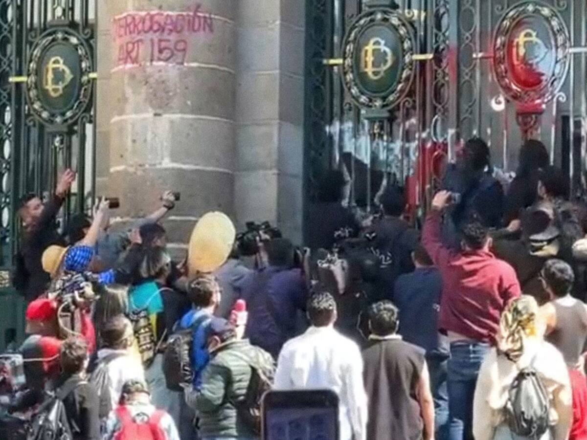 Comunidad trans denuncia represión de policía en Congreso de Ciudad de México