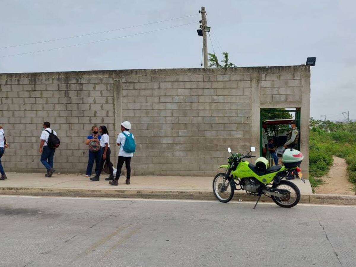 Policía vigila nevadas de buses de conductores asesinados en Barranquilla