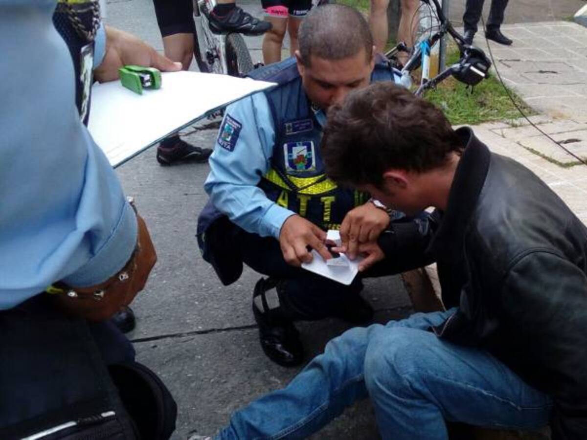 Soy el nieto del fundador de Armenia: conductor al parecer en estado de embriaguez accidentado