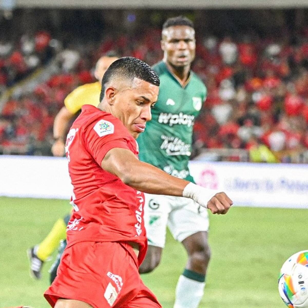 América vence al Cali, corta la mala racha y se acerca a la clasificación