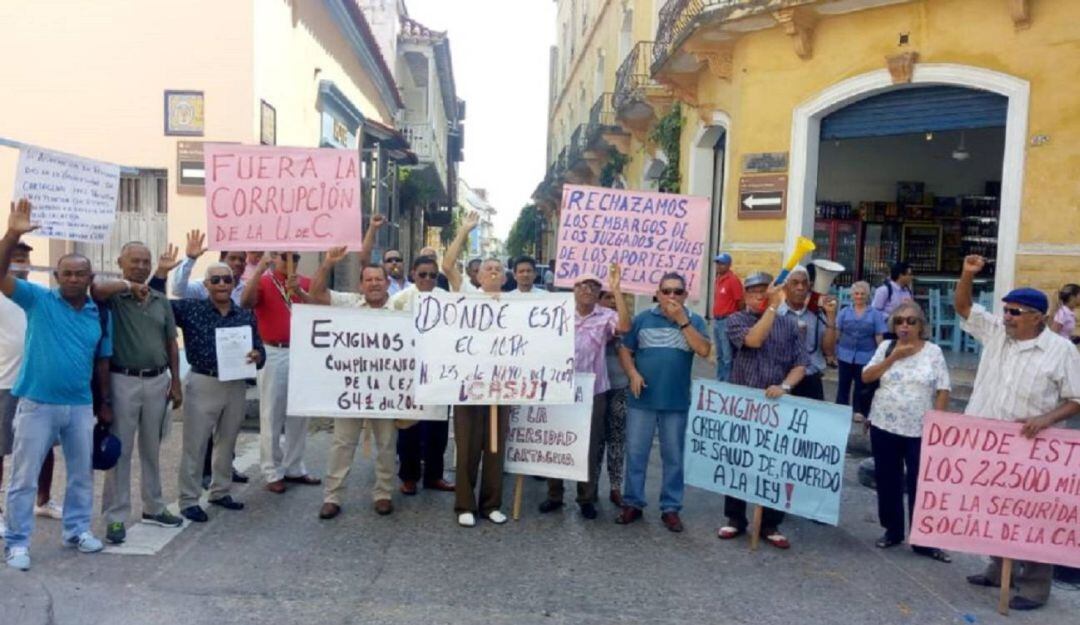 En varias ocasiones los afiliados a la Caja de Previsión han realizado manifestaciones 