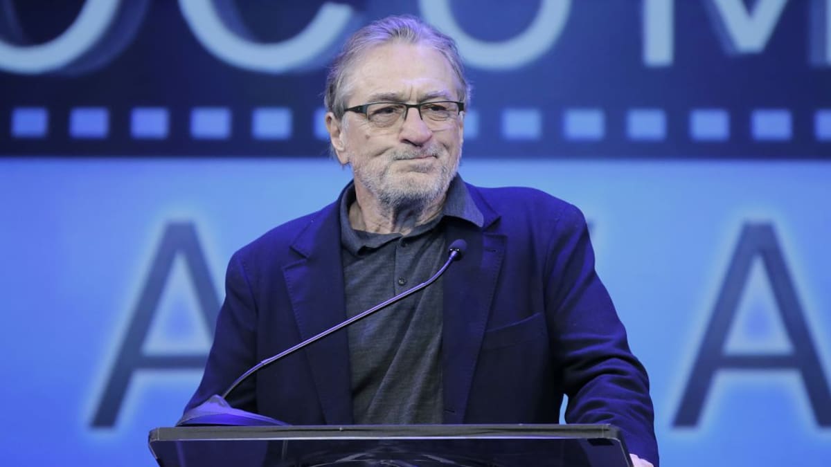 Asesinan por error a Robert De Niro en el Día de los Inocentes