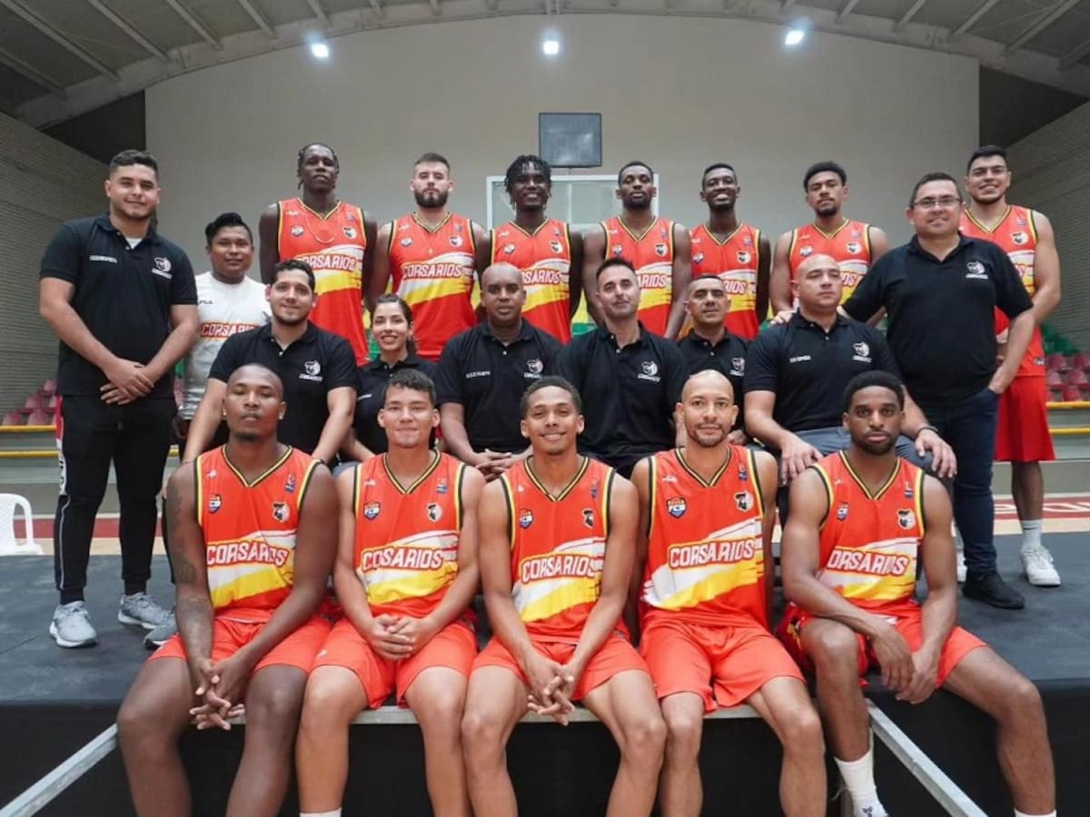Corsarios de Cartagena se prepara para Campeonato de la División Profesional de Baloncesto