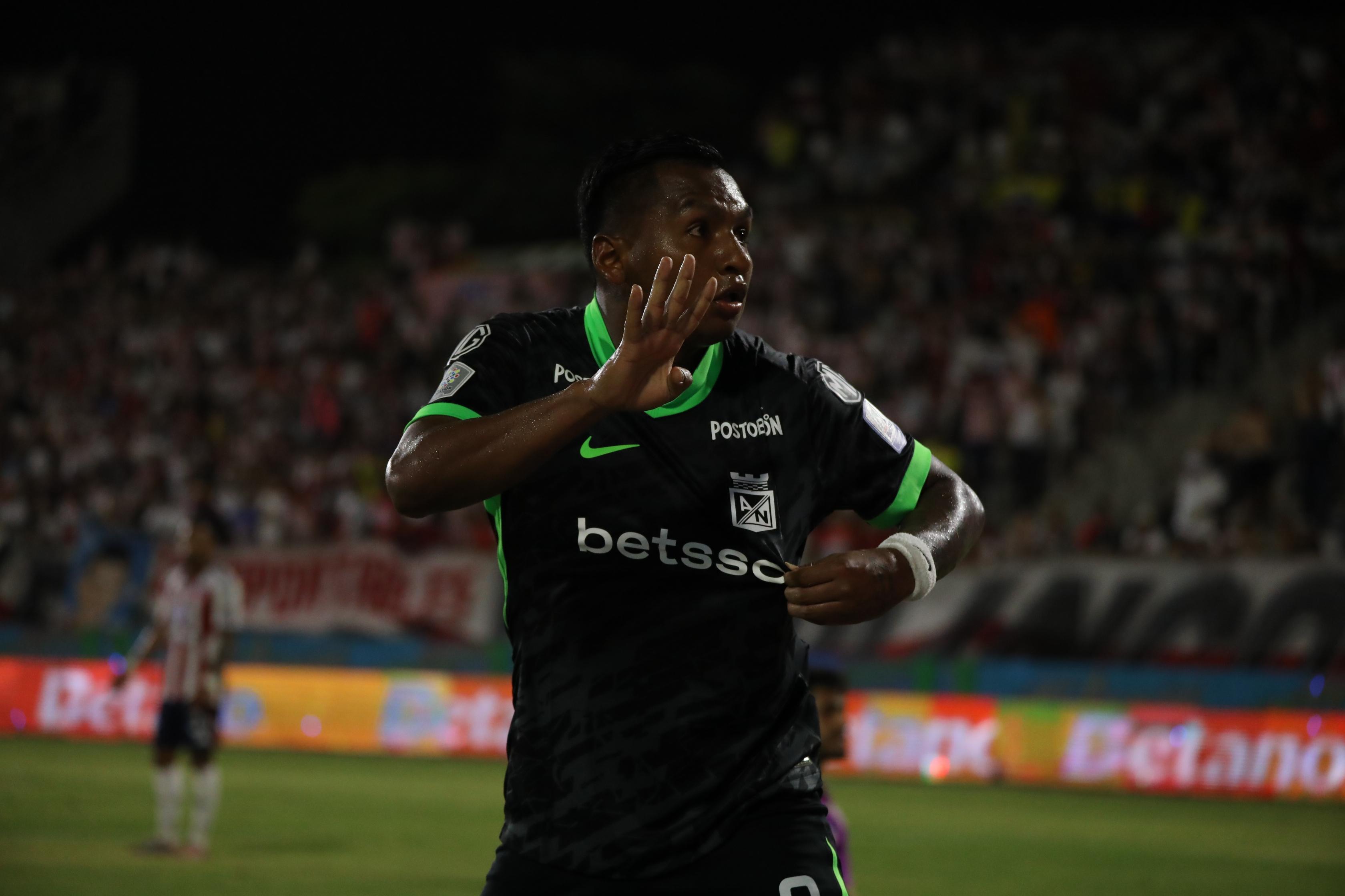 Alfredo Morelos celebra su gol ante el Junior / Colprensa.