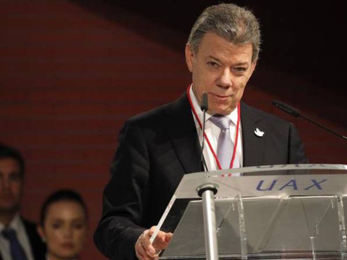 Santos afirma que “Fast Track” permitirá mantener la fe en la paz y la confianza entre las partes