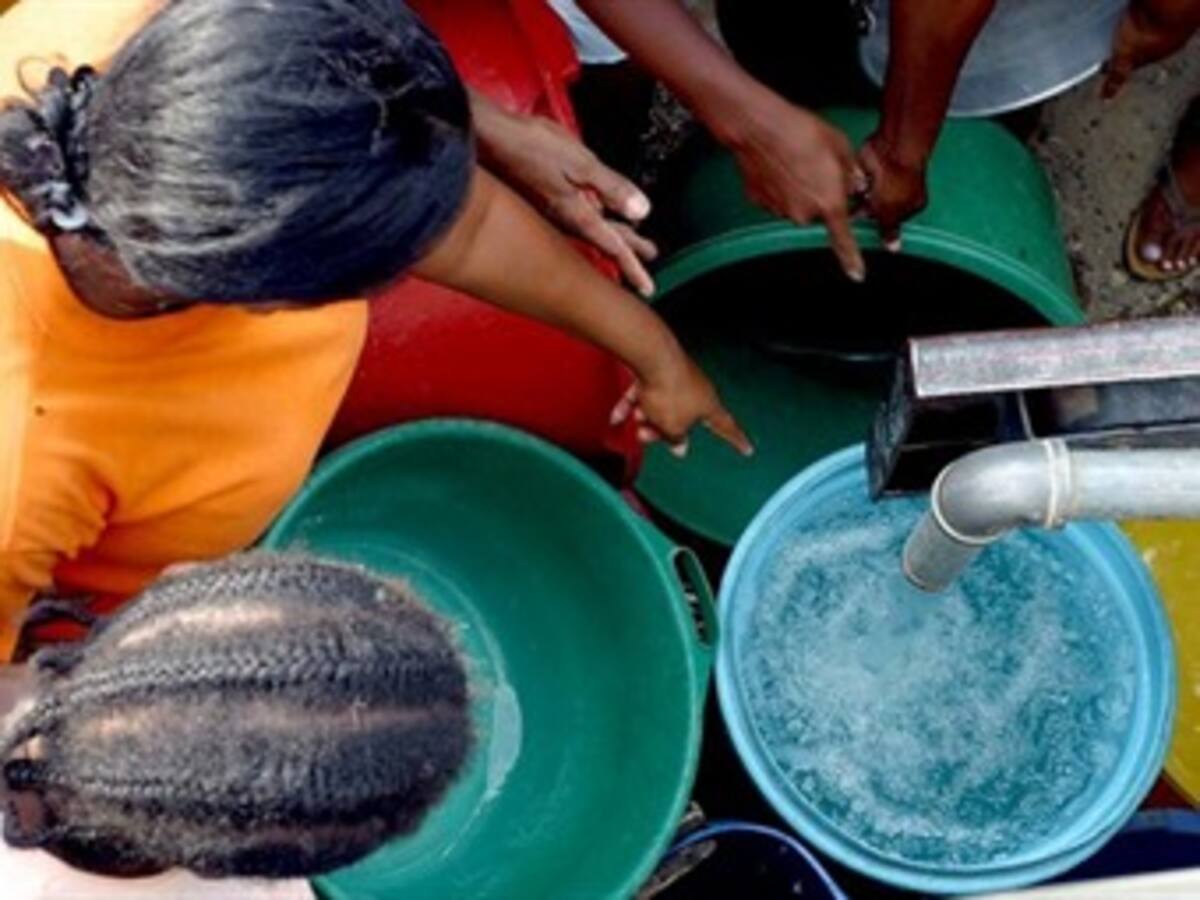 Sanciones para quienes despilfarren agua, anuncia el Gobierno