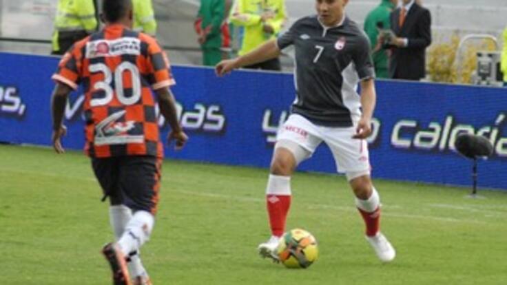 César Pastrana: Nos tocó comprar camisetas en un almacen 'agáchese'