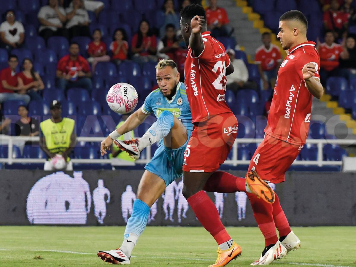 América sigue sin ganar y permanece fuera de los ocho tras empatar con Jaguares