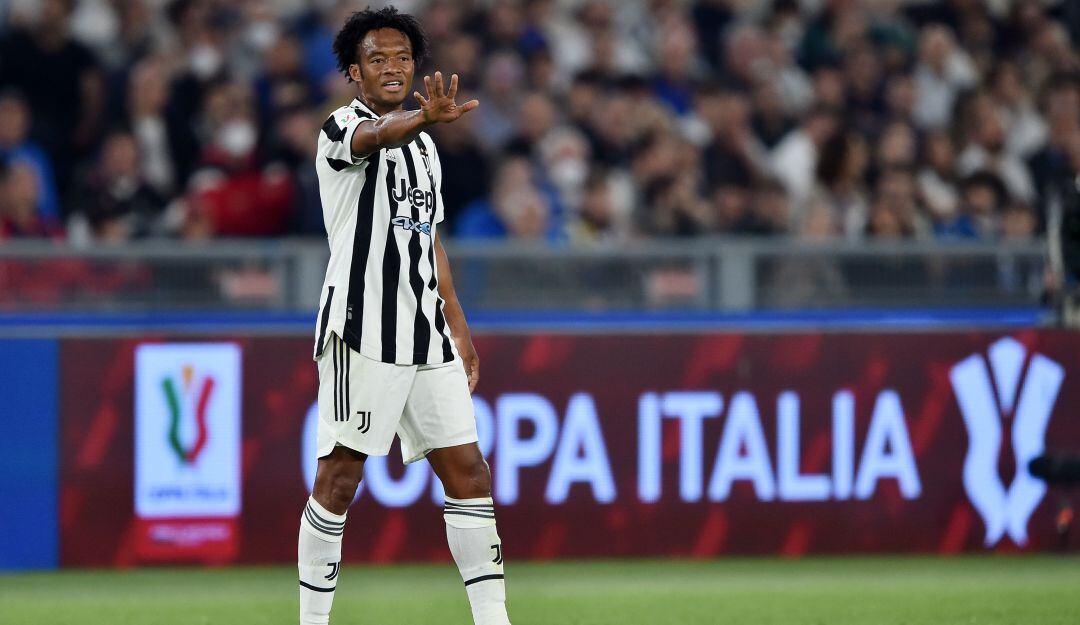 Juan Guillermo Cuadrado también pidió a sus compatriotas en Europa respaldar a sus colegas en el país.