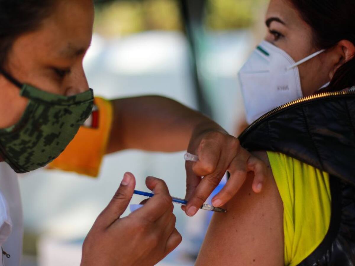 México dona 400.000 vacunas a Bolivia, Paraguay y Belice