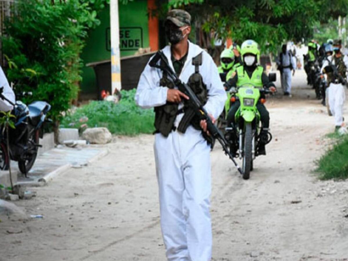 Toque de queda y ley seca en municipios del Atlántico en el puente