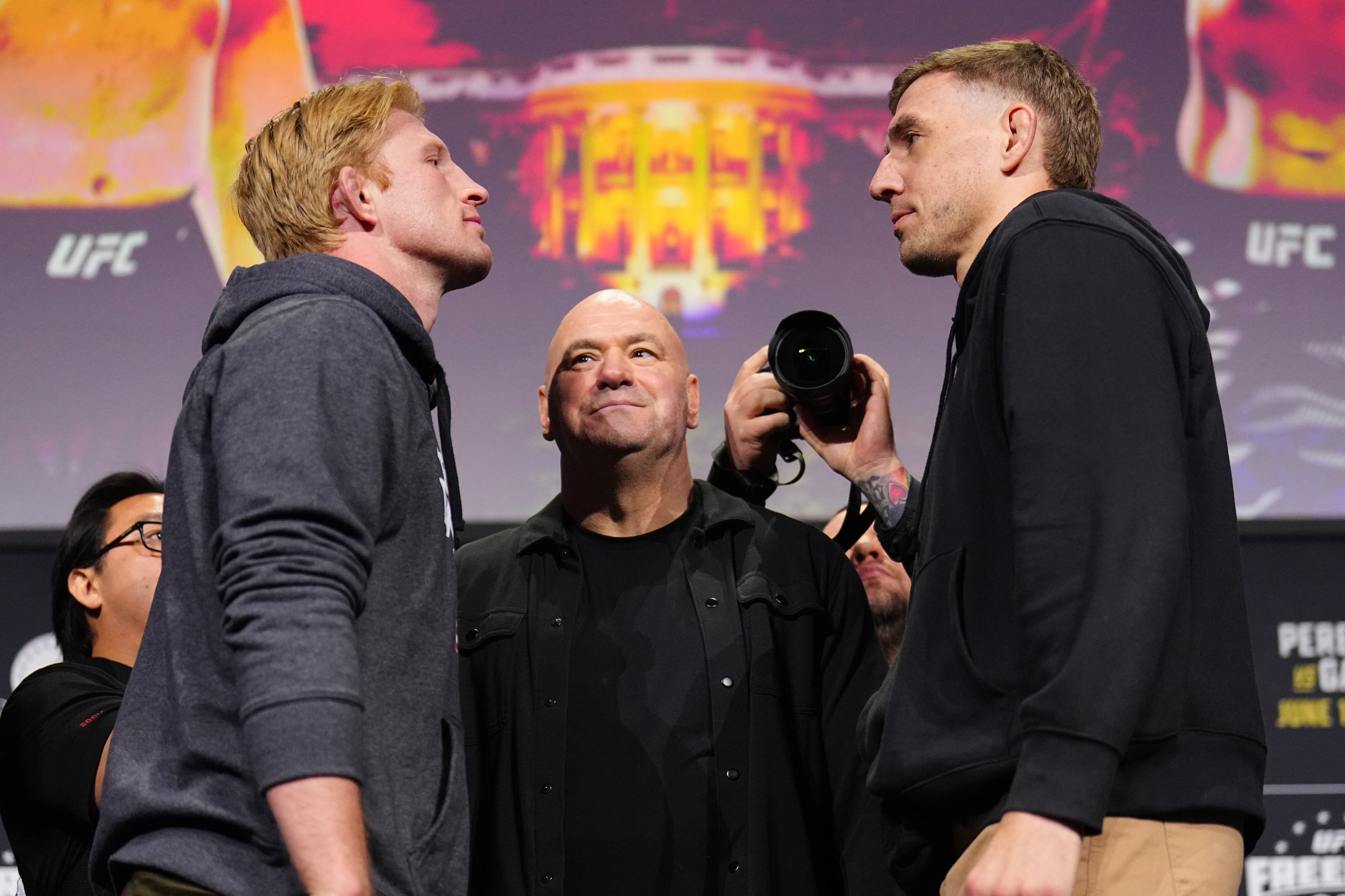 Bo Nickal y Kyle Daukaus. Foto: Getty Images.