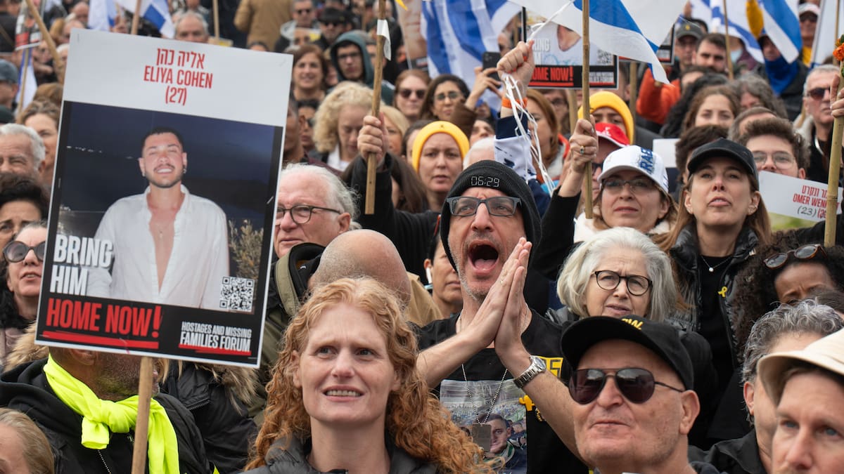 Hamás liberó a seis rehenes israelíes en virtud de acuerdo de tregua en Gaza