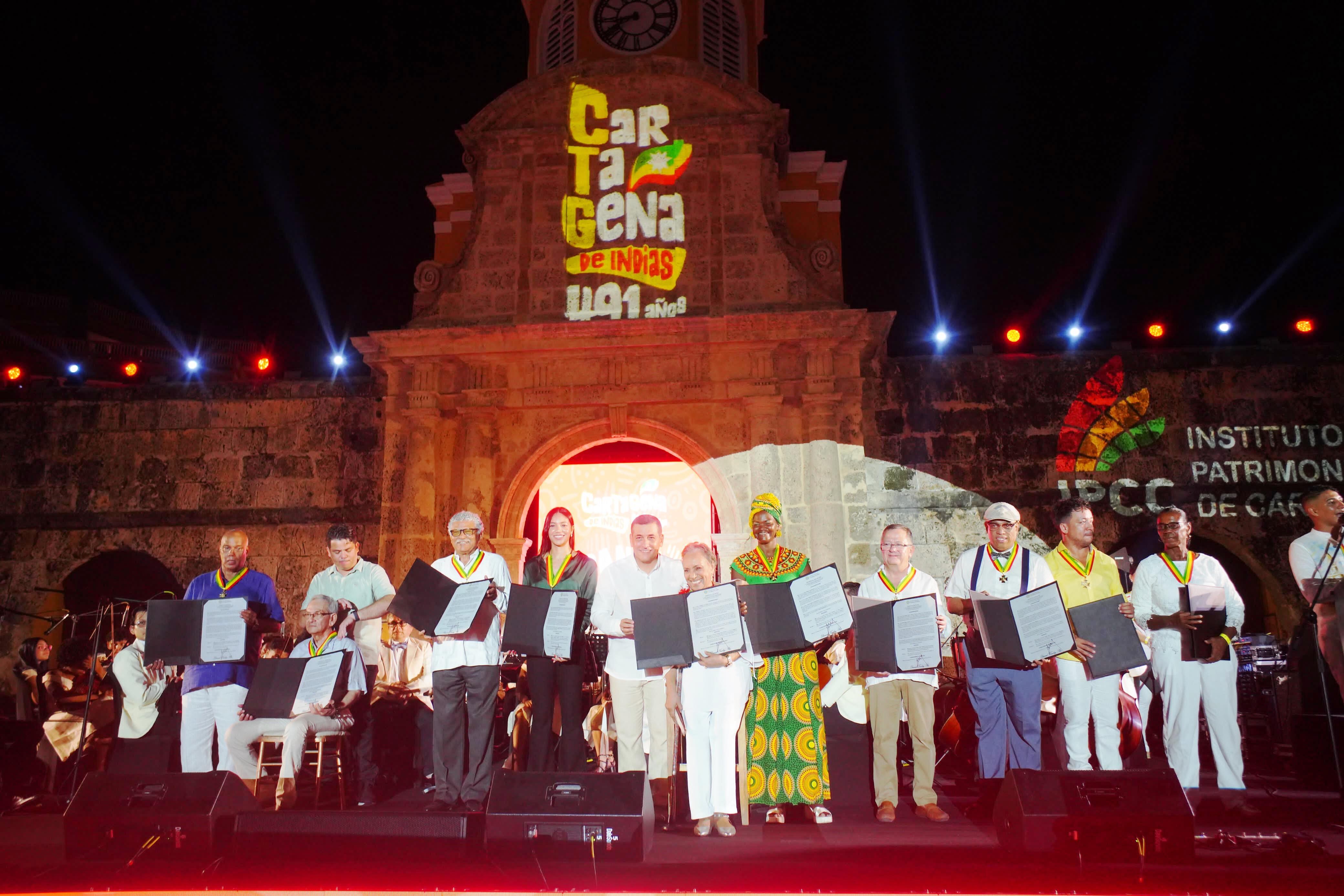 Con medalla de Orden Pedro Romero, reconocieron la labor de 10 líderes de la ciudad