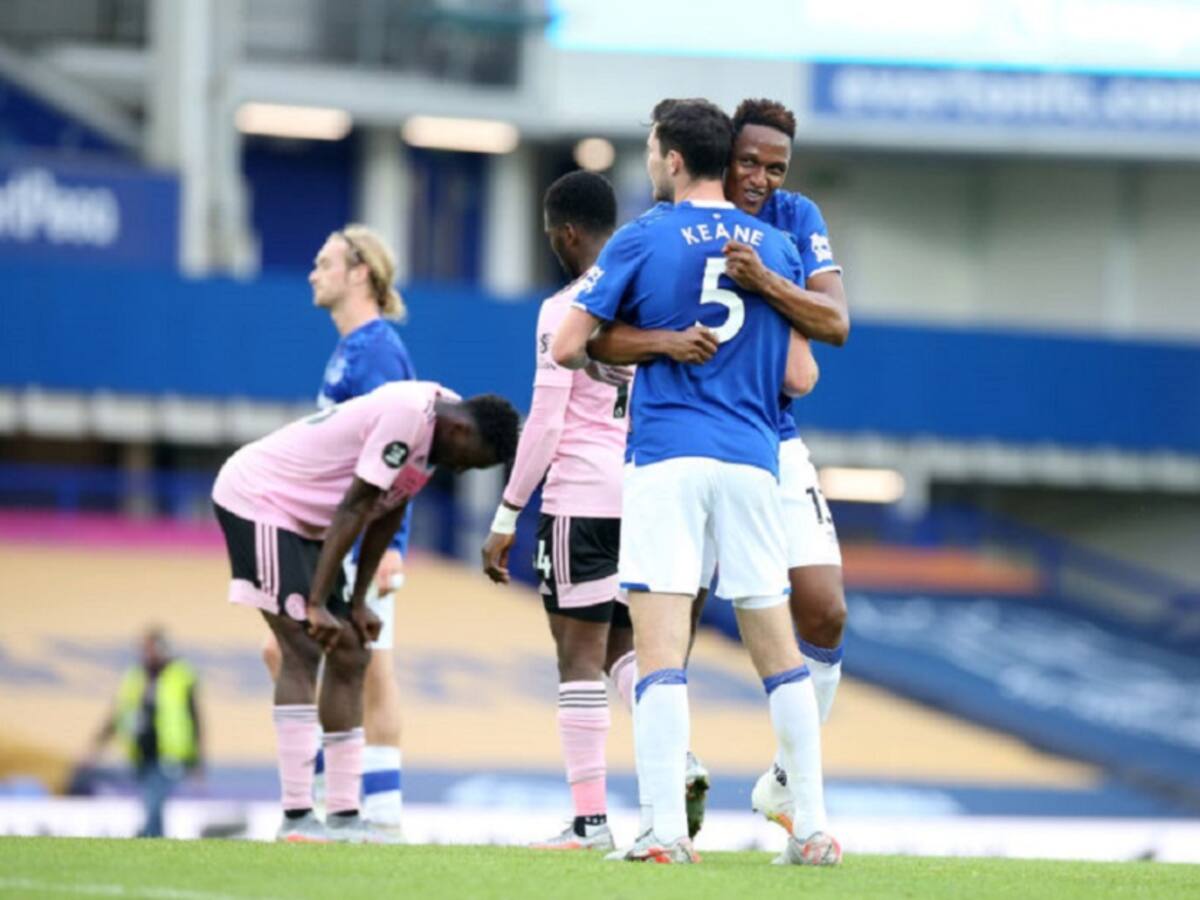 Yerry Mina reapareció en victoria del Everton sobre el Leicester
