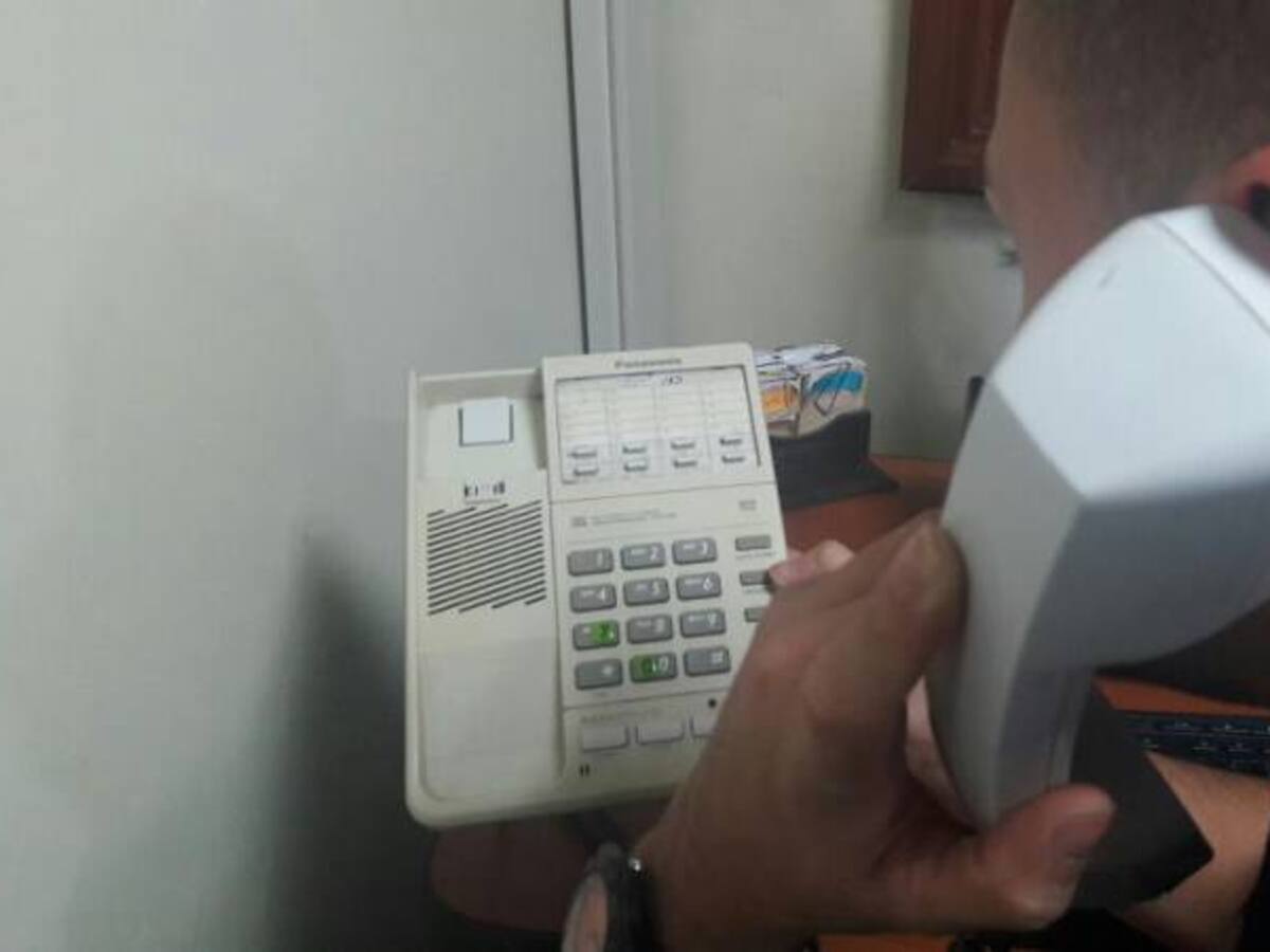 Policía sancionará a quienes hacen llamadas falsas a las líneas de emergencia