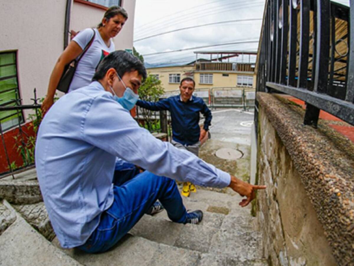 Inició estudio estructural de casas afectadas en Centenario tras derrumbe
