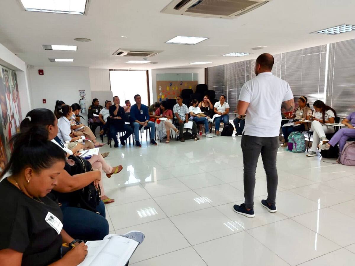 DADIS avanza en estrategias para disminuir cifras de embarazos en adolescentes