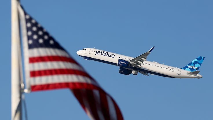 Audio: Así fue la conversación entre piloto de JetBlue y torre de control tras evitar “colisión”
