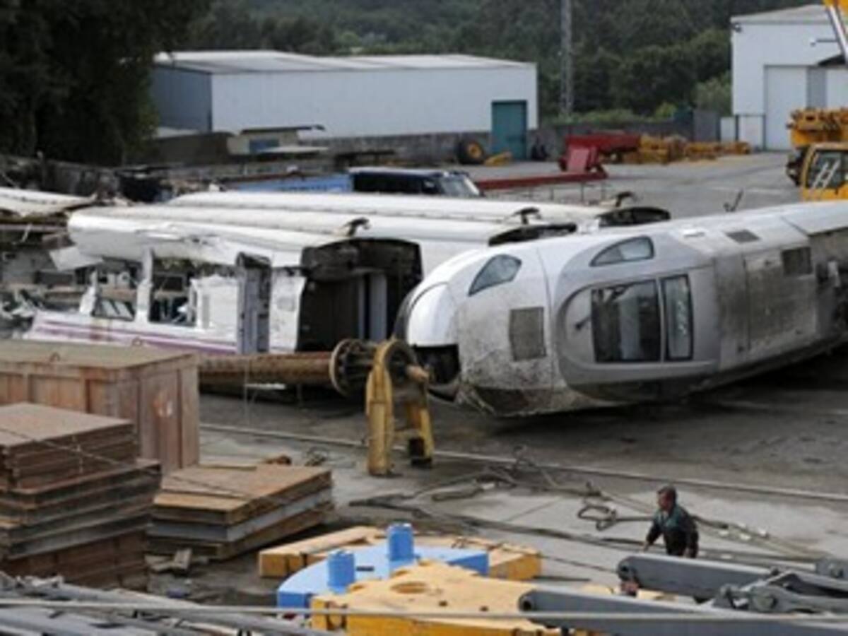 Maquinista involucrado en tragedia de tren en España quedó en libertad con cargos
