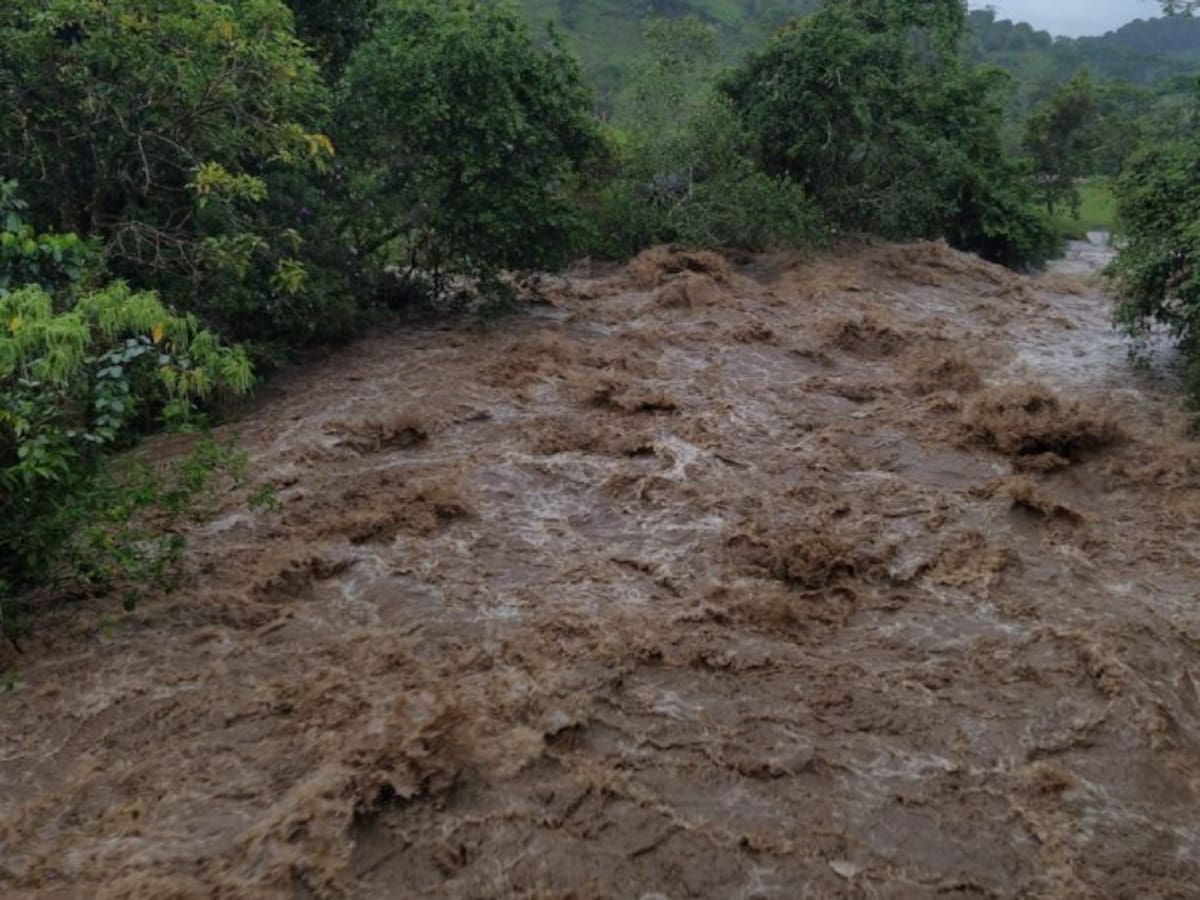 12 municipios ‘inundados’ por las lluvias en el Huila