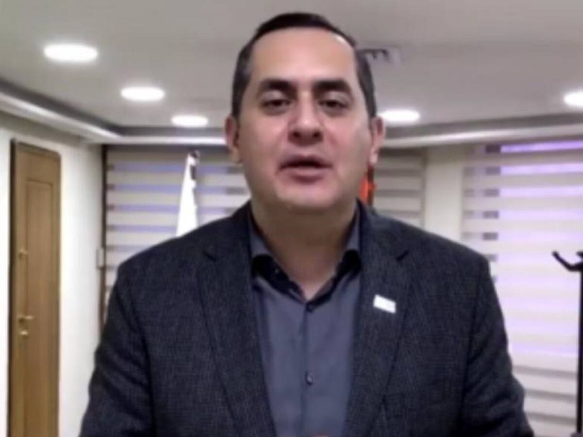 Fiscalía capturó al alcalde de Envigado, Raúl Cardona