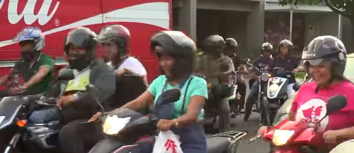 Restricción parrillero