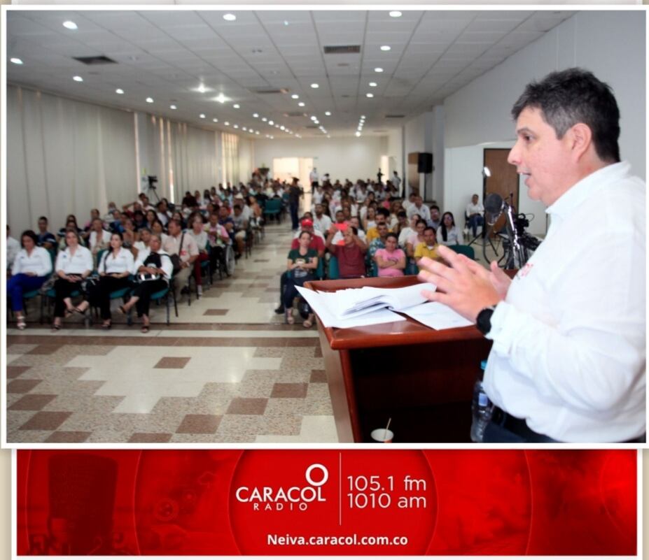 Asistieron más de 300 personas, que activamente participaron de la audiencia.