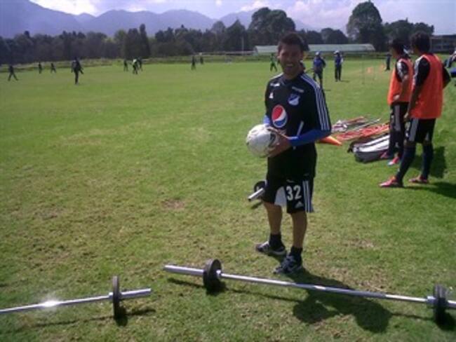 El uruguayo Tancredi regresó a entrenamientos tres meses después de la fractura de tibia y peroné