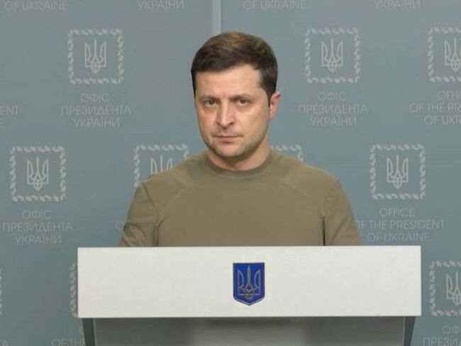 El presidente ucraniano, Volodimir Zelenski, tras el primer día de ataques rusos. Foto: Captura de pantalla @ZelenskyyUa