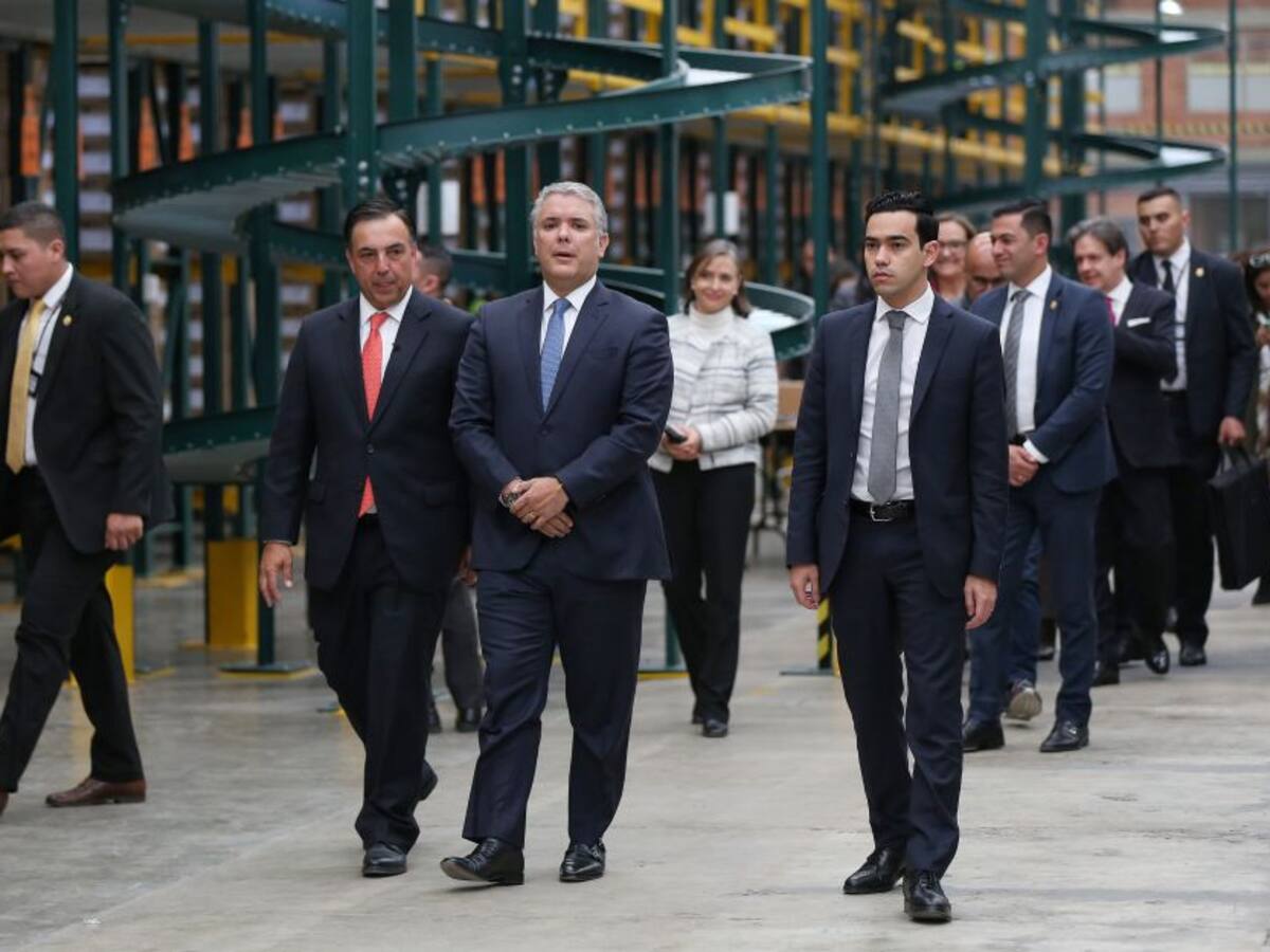 Dan mensaje de urgencia a proyecto que regularía el empalme entre Gobiernos