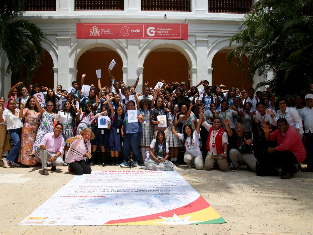 80 Estudiantes de Cartagena se capacitaron como mediadores de lectura