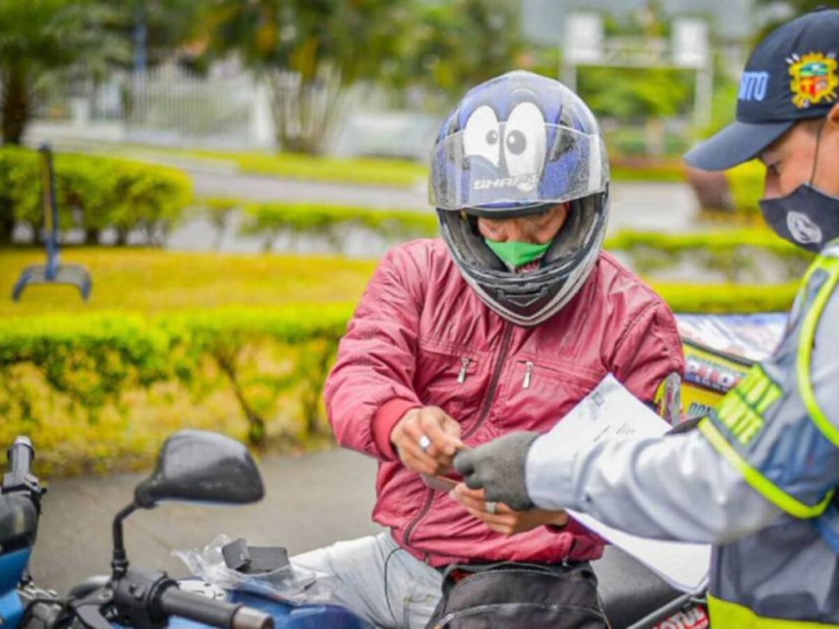 Prohibición del parrillero en moto irá hasta el 31 de diciembre en Ibagué
