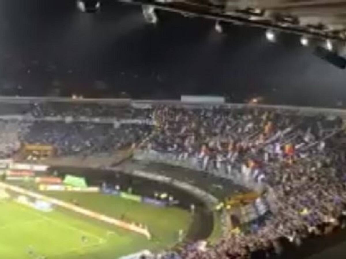 ¡Espectacular! La hinchada de Millonarios entonando el himno de Bogotá