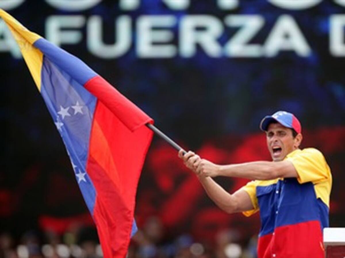 Capriles dice que elecciones de hoy no definen su "suerte"