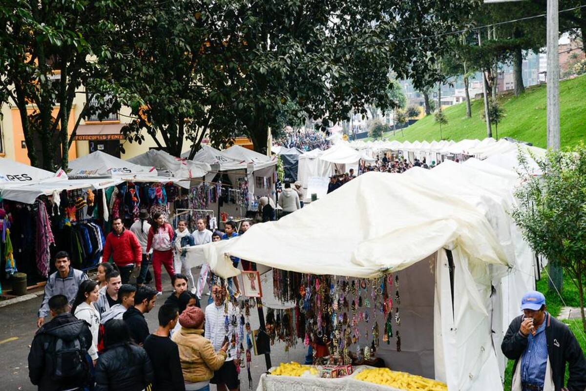 Se han registrado miles de visitantes, un promedio de 3.000 personas por hora, es decir unos 50 personas por minuto. Se espera que el total de las visitas sea alrededor de 65.000.